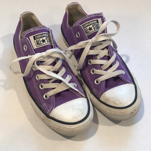 Converse Shoes - Converse / purple lace up sneakers